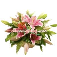 Arreglo con Liliums | Arreglos Florales - Cod:VAT13