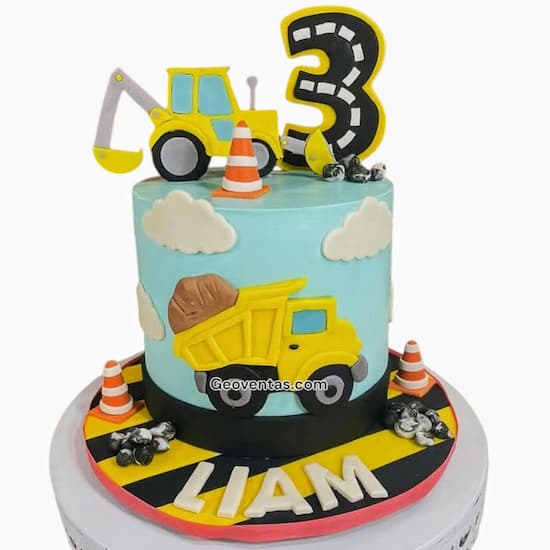 Torta Caterpillar a Santiago de Surco Cakes - Cod:ARQ21