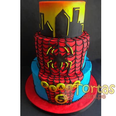 Torta SpiderMan de tres pisos con delivery en Lima y Callao - Cod:AVC05