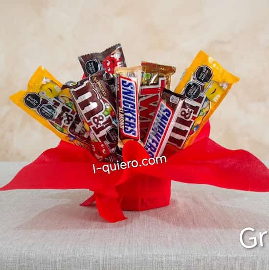 Delicioso regalo con siete chocolates importados - Cod:CHN15