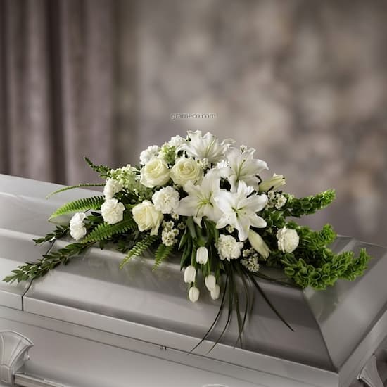 Manto floral con azucenas rosas y flores delivery Lima Perú - Cod:FNB40