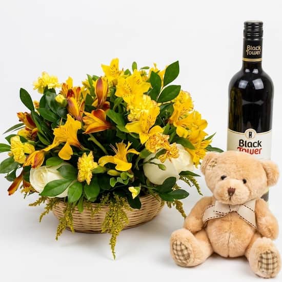 Cava de vino con arreglo floral y peluche importado delivery Lima - Cod:LVN16